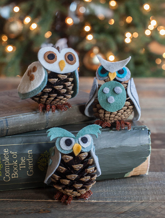 Owl_Ornaments_Felt_Pinecone