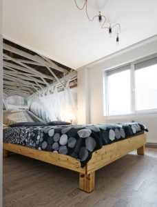apartament comunist amenajare dormitor
